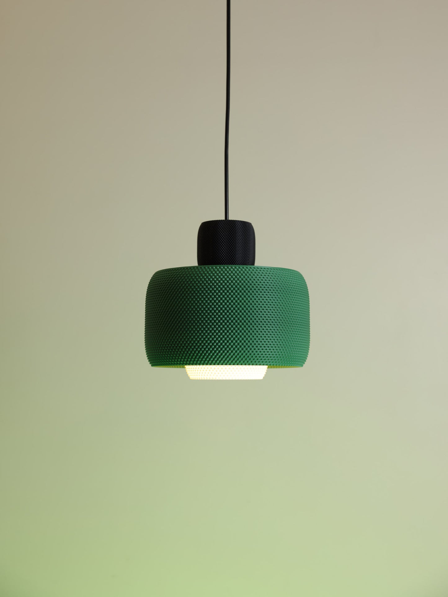 Lola Black/Green & White