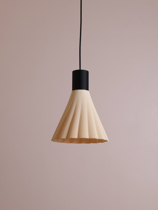 Rega Black/Ivory